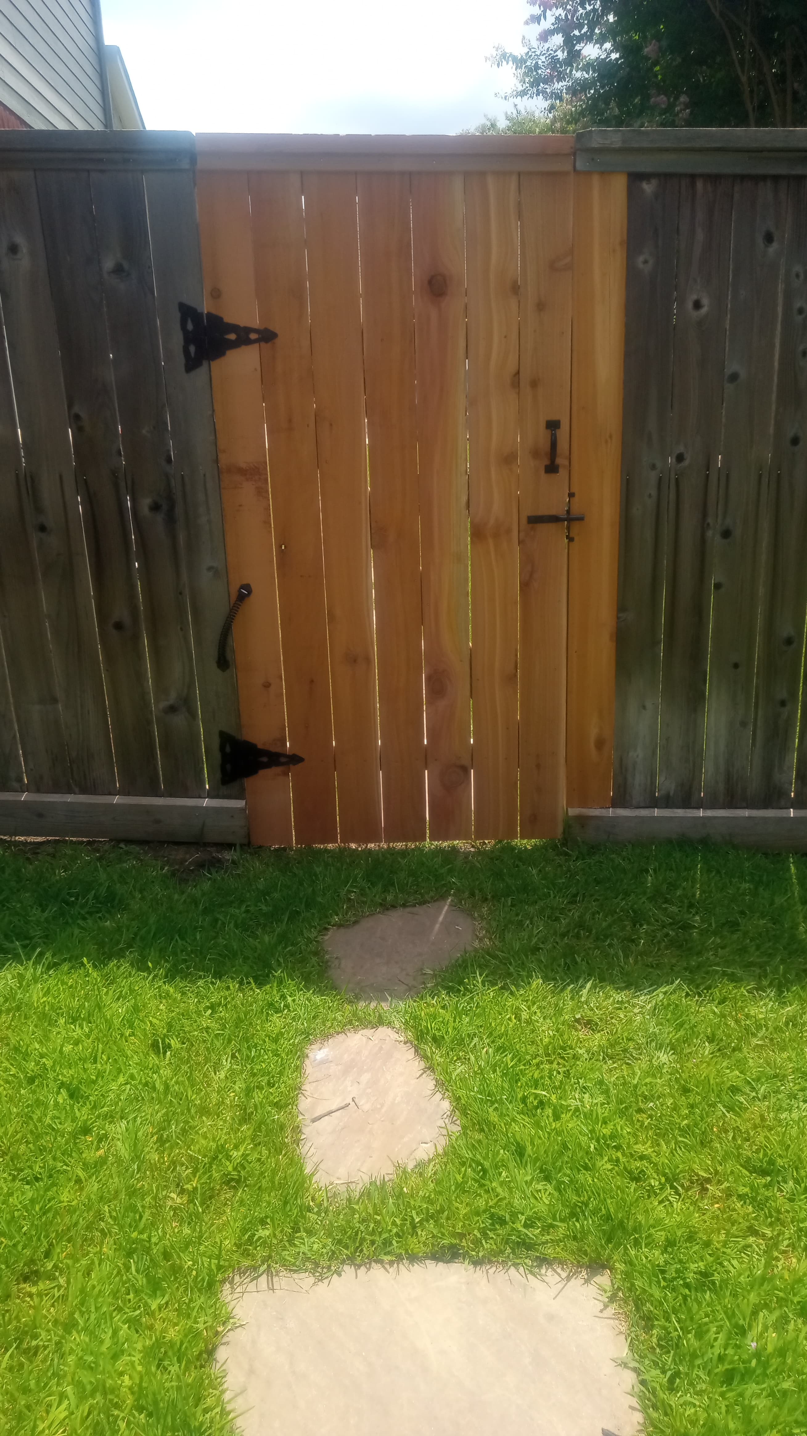 Walk-In Gate Installation in Settler's Mill, Fulshear TX - Image 3